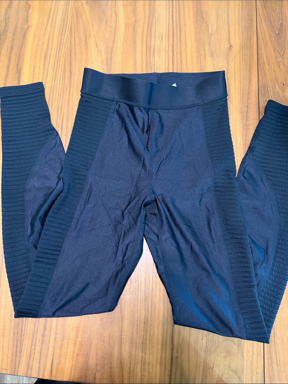 Fabletics Navy Black Ribbed Leggings